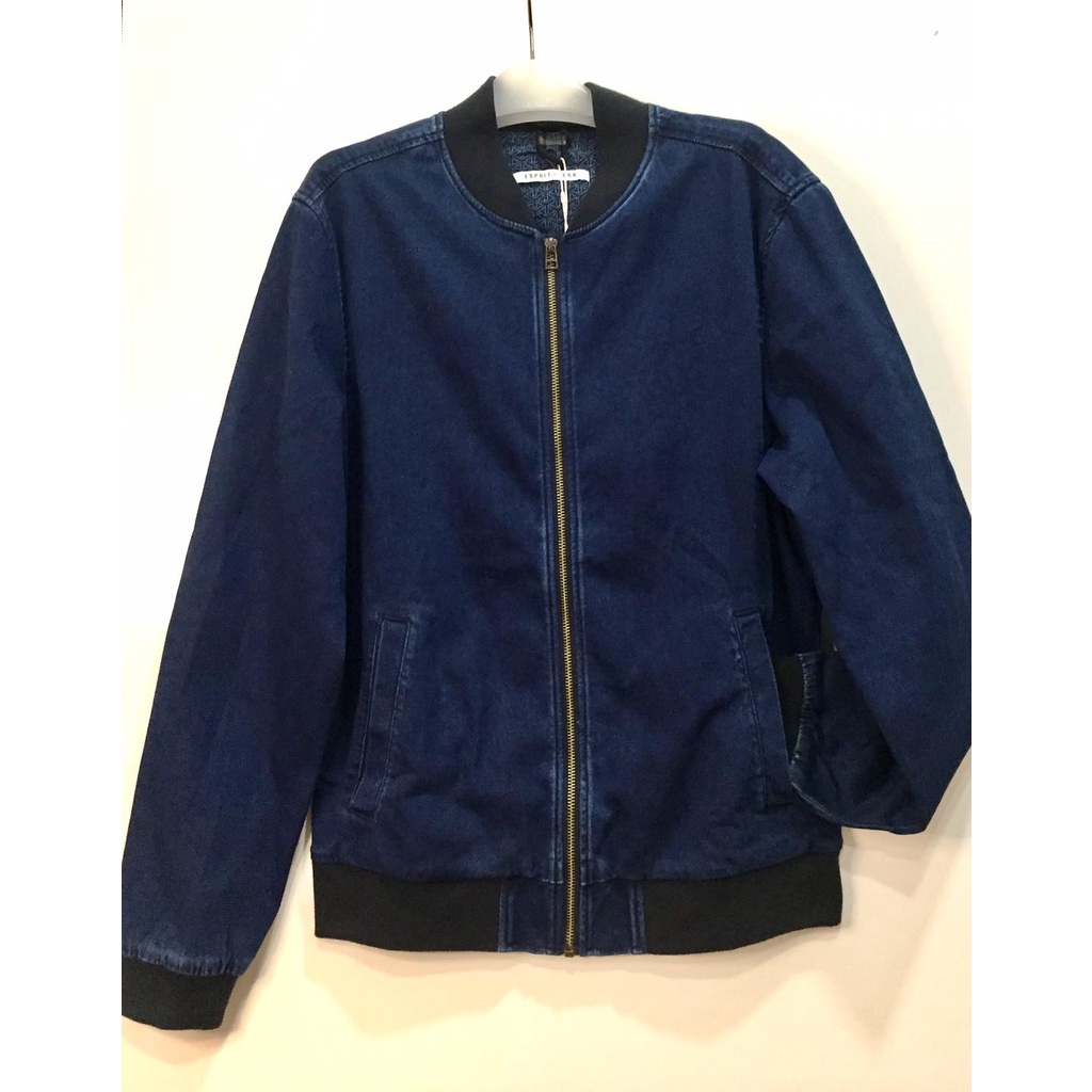 áo khoác nam denim Esprit hàng xách tay chính hãng , thương hiệu cao cấp của Mỹ , hình thật , cam kết chuẩn chính hãng !