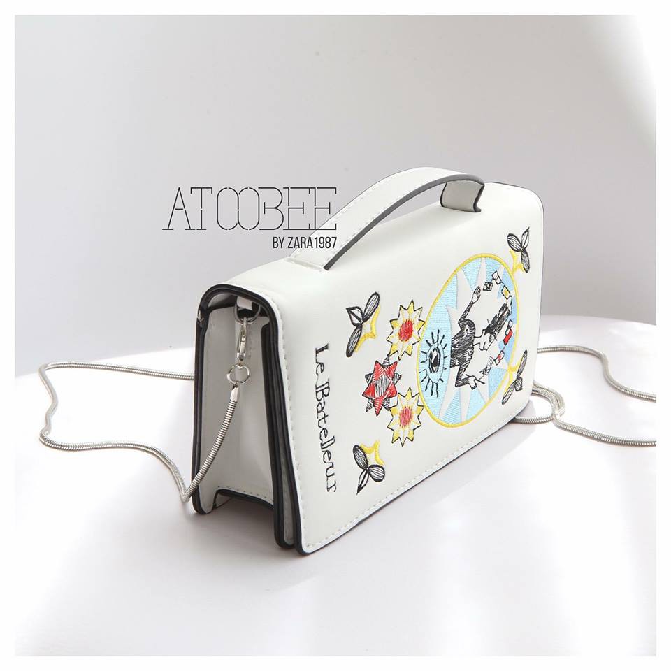 Túi Lyn thuê hoa hàng xuất chuẩn cực xinh