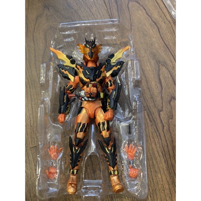 ( Hết hàng ) Mô Hình khớp siêu nhân Kamen rider Build Magma Dragon