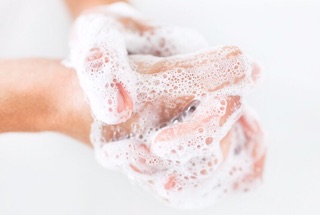 [ MẪU MỚI ] SỮA RỬA MẶT VOLCANIC PORE CLEANSING FOAM