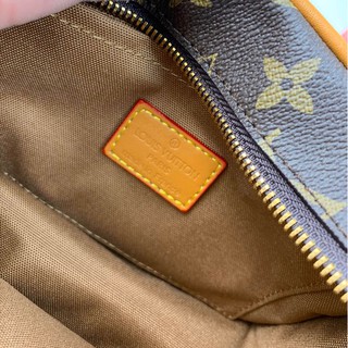Túi đeo vai Louis Vuitton M68906 MINI SOFT TRUNK