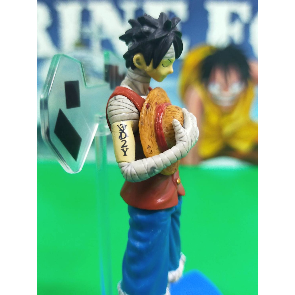 Mô hình One Piece Luffy 3d2y Marine Ford
