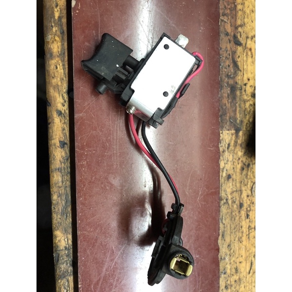 Cò khoan Hitachi 14.4V