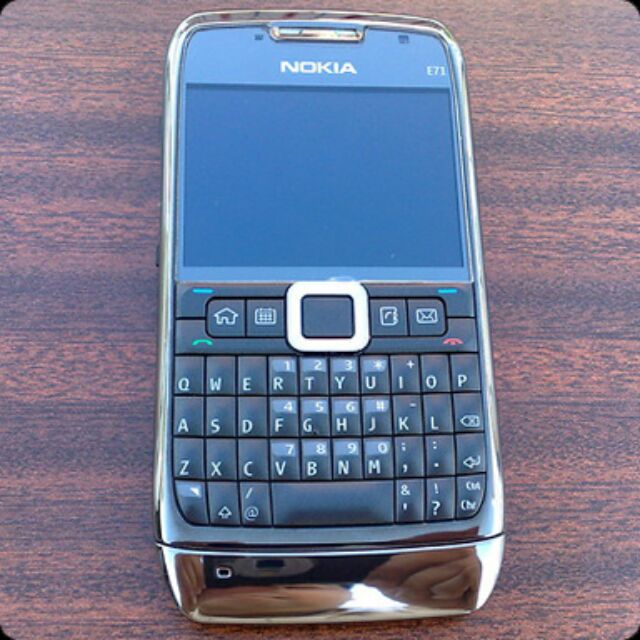 Điện Thoại Nokia E71 Zin Có Pin Và Sạc | BigBuy360 - bigbuy360.vn