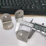 KE VUÔNG HAI LỖ VẬT LIỆU INOX 304