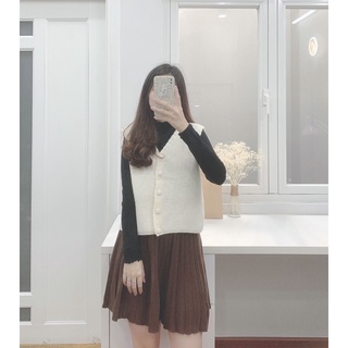 Áo len ghi lê trơn nút tròn