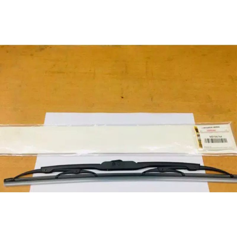 MITSUBISHI L300 WIPER BLADE ASSY / GỐC MITSUBISHI L300 WINDOW WIPER MB196744