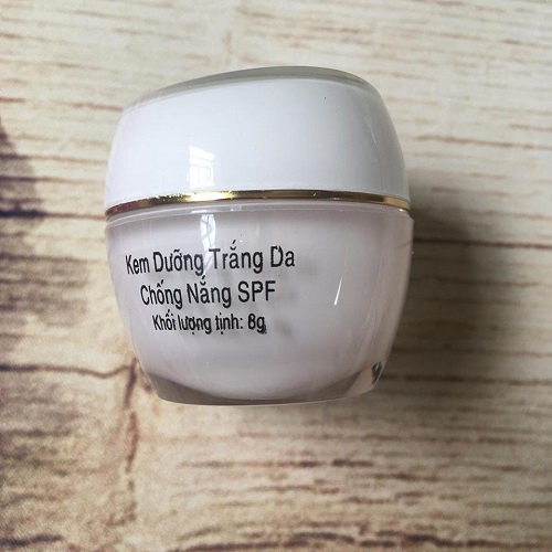Kem dưỡng trắng da chống nắng SPF Derma Doctor 8g, 15g, 20g
