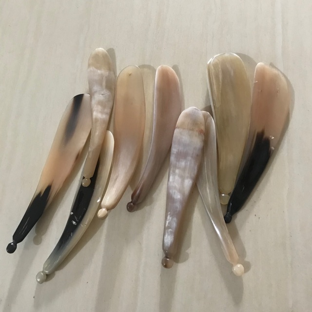 Cạo Gió Sừng diện chẩn