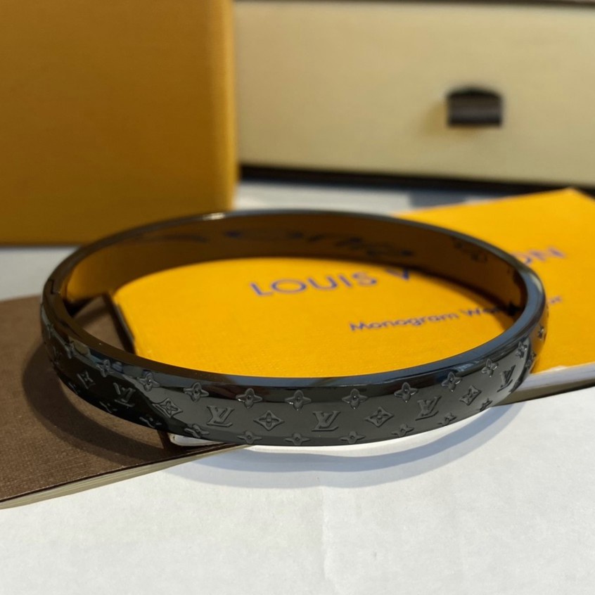 Vòng Đeo Tay Bằng Thép Titan Mạ Vàng 18K Thời Trang Dành Cho Nữ