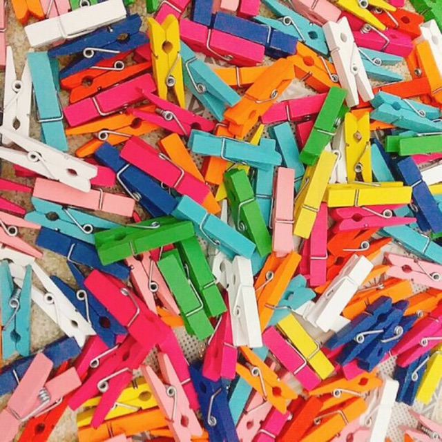 Kẹp treo hình 1k | BigBuy360 - bigbuy360.vn