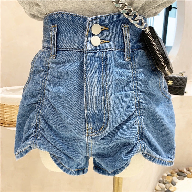 High-waisted pleated denim shorts for women in 2022, the new summer style is loose and thin, wearing wide-legged a-word hot pants
