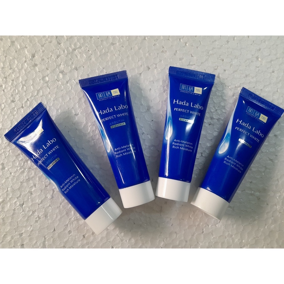 Combo 4  tuýp Sữa rửa mặt Acnes &amp; Hada Labo 15g/1 tuýp, giấy thấm dầu Acnes