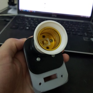 Đèn led E27 dùng pin Dewalt 20v (Đế chuyển pin dùng cho bóng đèn E27 DC)