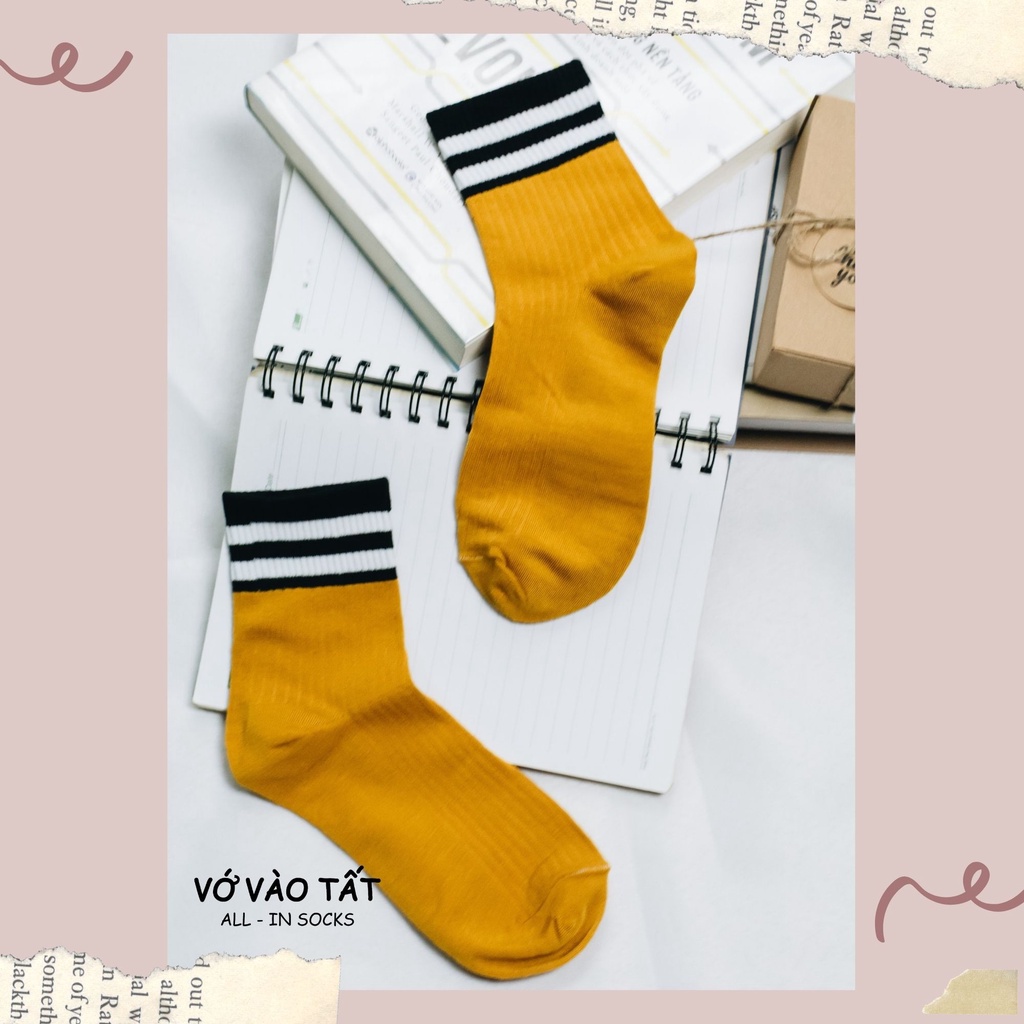 TẤT VỚ NỮ CỔ TRUNG SỌC THỂ THAO 2 MÀU