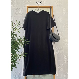 Set áo phông xanh và chân váy midi đuôi cá trắng hoa xanh (kèm ảnh thật)
