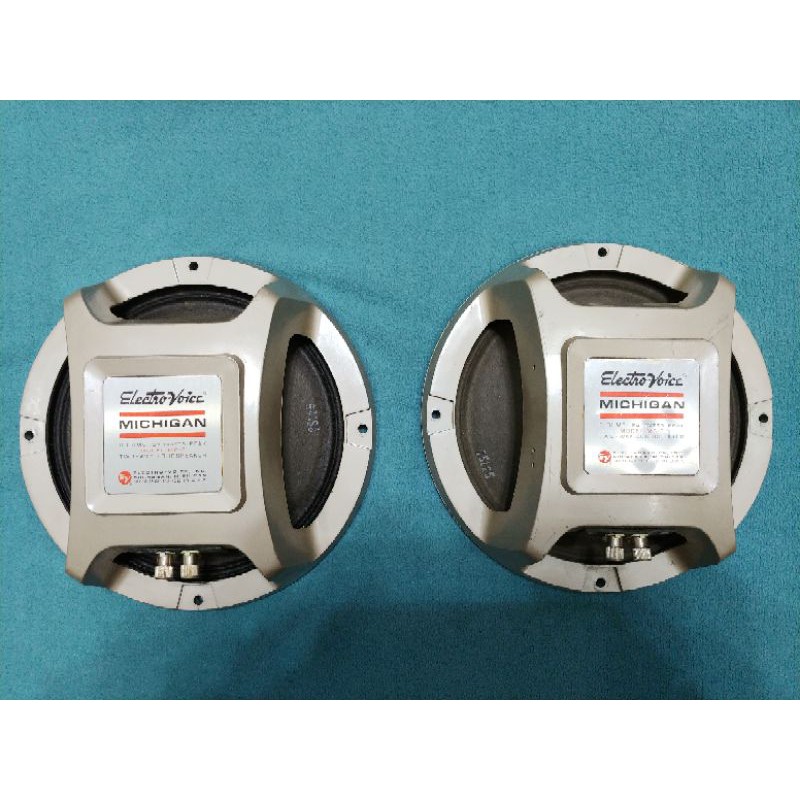 Loa toàn dải USA