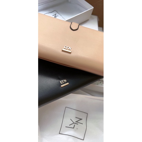 TÚI kẹp nách LYN  𝐦𝐚̂̃𝐮 𝐦𝐨̛́𝐢