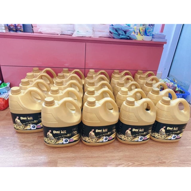 Nước giặt xả Dneekit