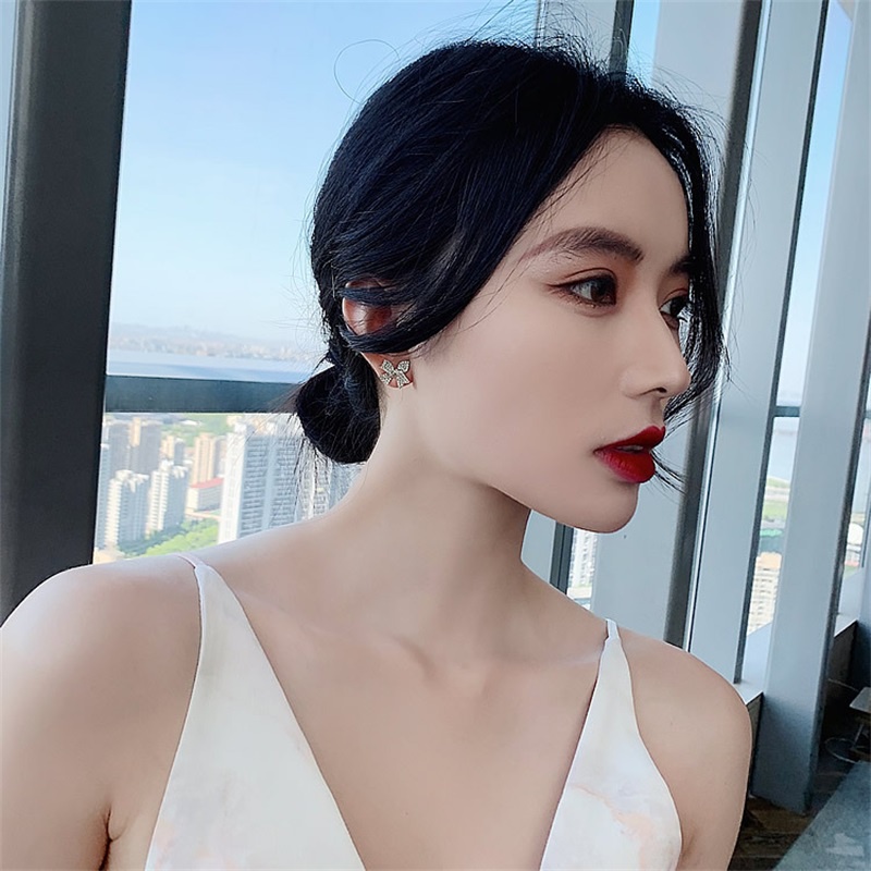 Bông Tai Hình Nơ Đính Kim Cương Thời Trang Hàn Quốc
