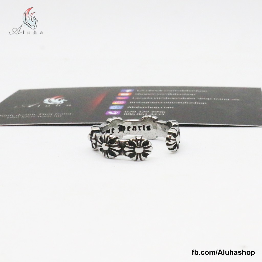 Nhẫn Titan không rỉ Chrome Heart khắc chữ tinh xảo hoa Iris - R090 - s6 - Aluha