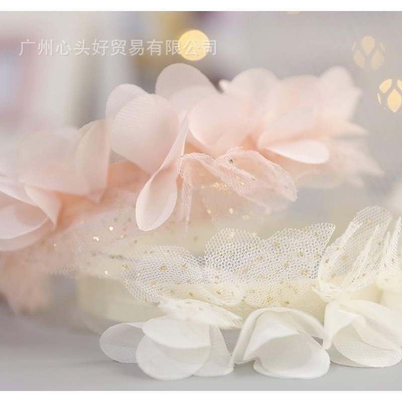 Băng đô hoa xinh xắn cho bé