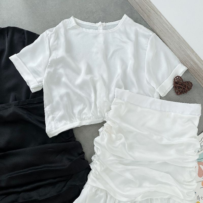 SET ÁO KIỂU CHÂN VÁY NHÚN
