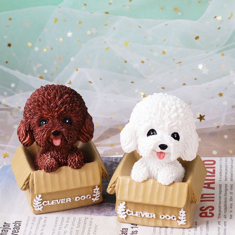 Chú chó trong thùng carton trang trí bánh kem, bánh sinh nhật