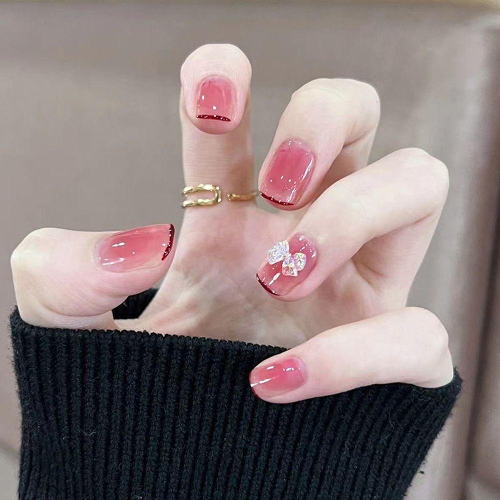 Hộp 24 Móng Tay Giả Ngắn Dạng Nhấn