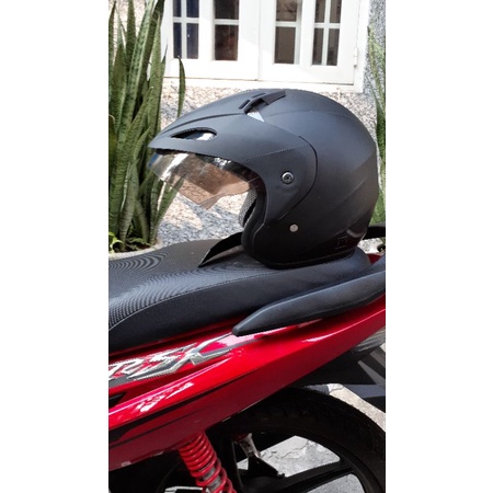 Nón bảo hiểm 3/4 suzuki đen chính hãng