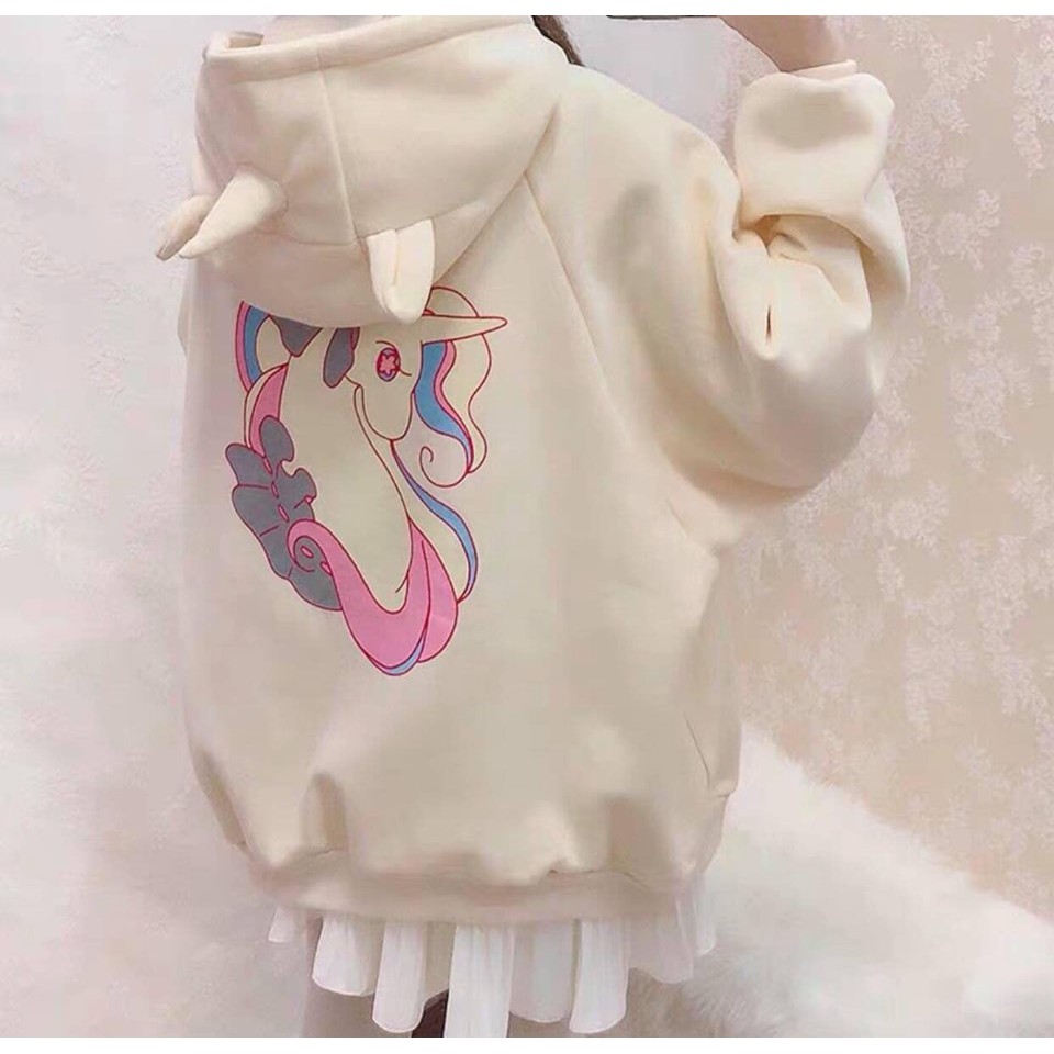 Áo khoác nam nữ chui đầu mẫu cao cấp với chất liệu nỉ ngoại form rộng sành điệu hoạ tiết Ngựa unicon | BigBuy360 - bigbuy360.vn