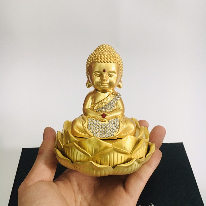 Nước hoa ô tô tượng phật đính đá để taplo ô tô, xe hơi, xe khách, xe tải cao cấp sang trọng