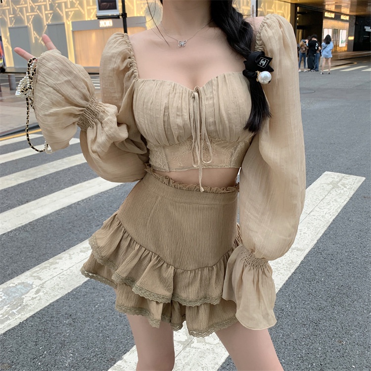 Áo croptop tay dài kiểu Hàn Quốc cúp ngực trễ vai cổ vuông phồng ôm body hoa cột nơ phong cách Quảng Châu K4T1-2