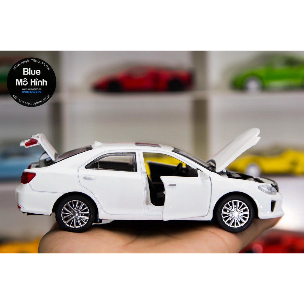 Blue mô hình | Xe mô hình Toyota Camry tỷ lệ 1:32