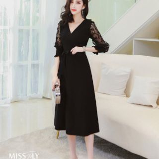 ĐẦM XÒE VINTAGE ĐEN TAY REN