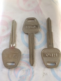 Combo 3 phôi chìa khoá Ô.tô ( rảnh phải )