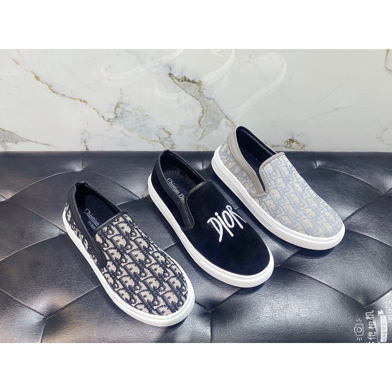 Giầy SLIPON nam , Giày lười da lộn dior - giầy thêu chữ dior nam đế cao su non cao cấp