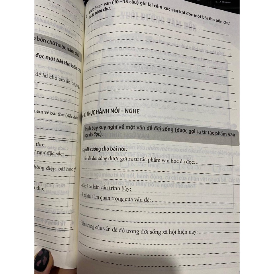 Sách - Bài tập ngữ văn 7 cơ bản và nâng cao tập một