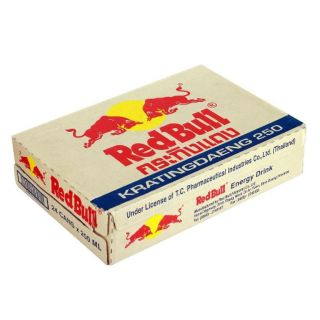 Thùng 24 lon bò húc Redbull Việt Nam