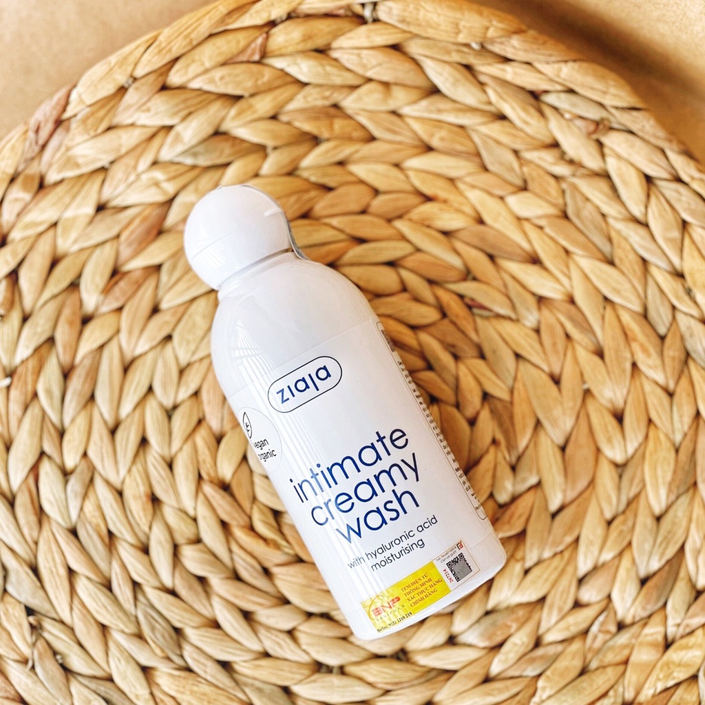 Dung dịch vệ sinh phụ nữ Intima ziaja bổ sung Hyaluronic 200ml