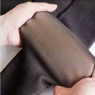 Quần tất 3D cho bé.