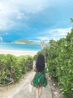 Đầm hoa xanh trễ vai 💐💐💐