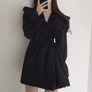 Đầm cổ V viền vai bèo thắt eo