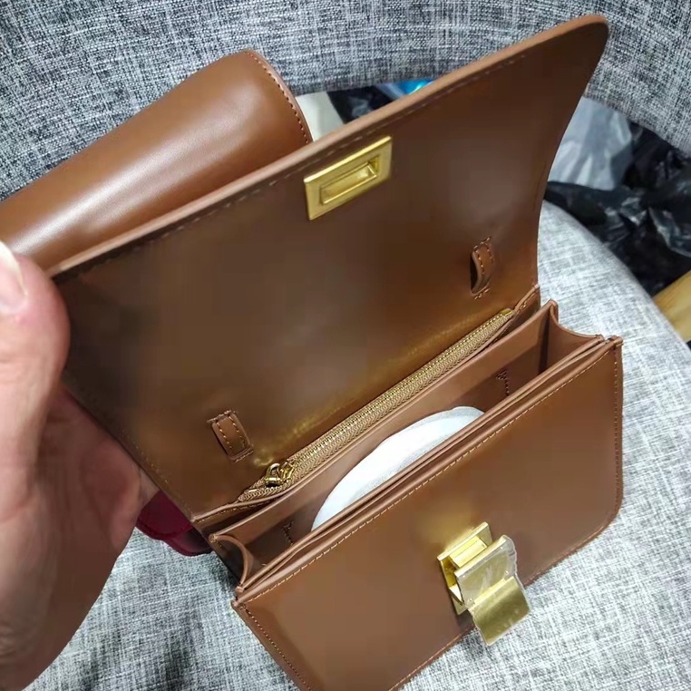 Túi Đeo Chéo Một Bên Vai Có Khóa Kim Loại Phong Cách Cổ Điển Mẫu Mới 2023 Dành Cho Thanh Thiếu Niên777777