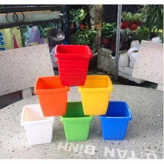 Chậu nhựa treo nhỏ
