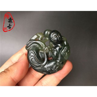 Ngọc bích kiểu cổ xưa độc đáo