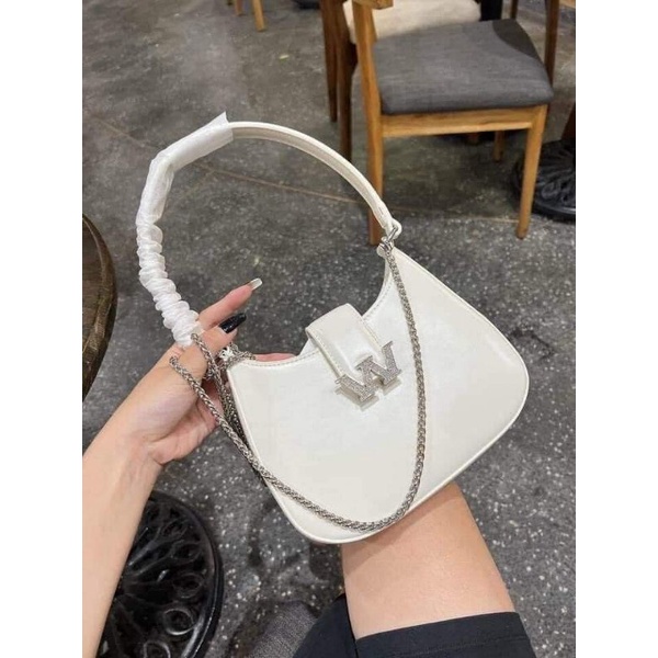 túi kẹp nách #wang dáng bầu khóa w có hộp