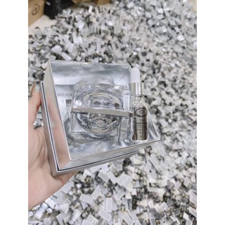 Kem dưỡng face pb lớn