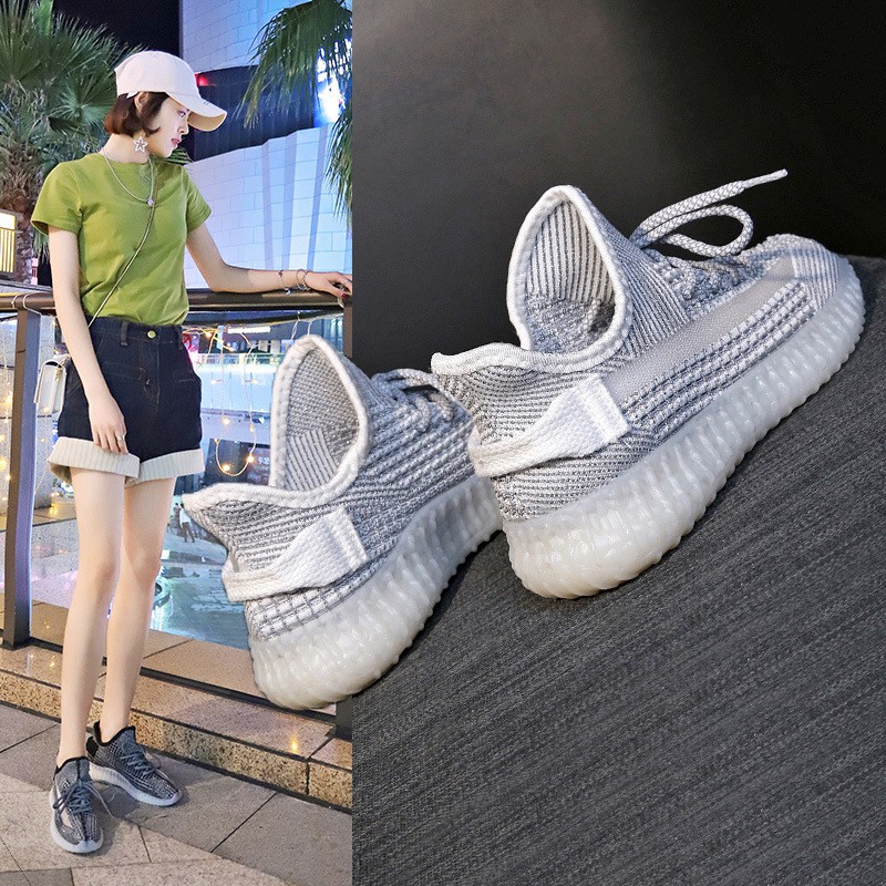 Giày Thể Thao Yeezy Họa Tiết Bầu Trời Sao Thời Trang Mùa Xuân Nhật Bản 2020