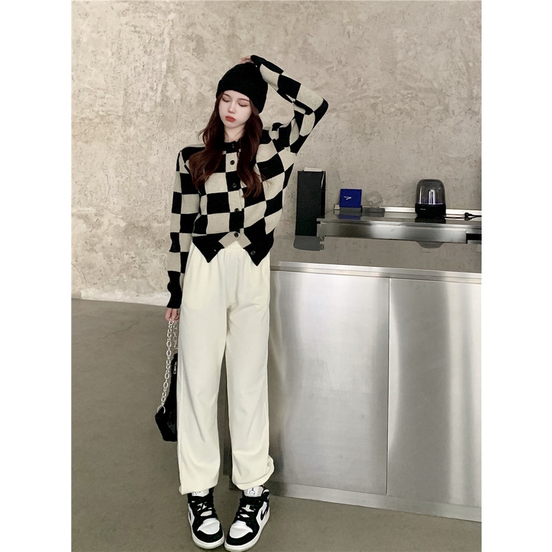 Áo khoác len cardigan dài tay họa tiết ca rô phong cách Hàn Quốc dành cho nữ